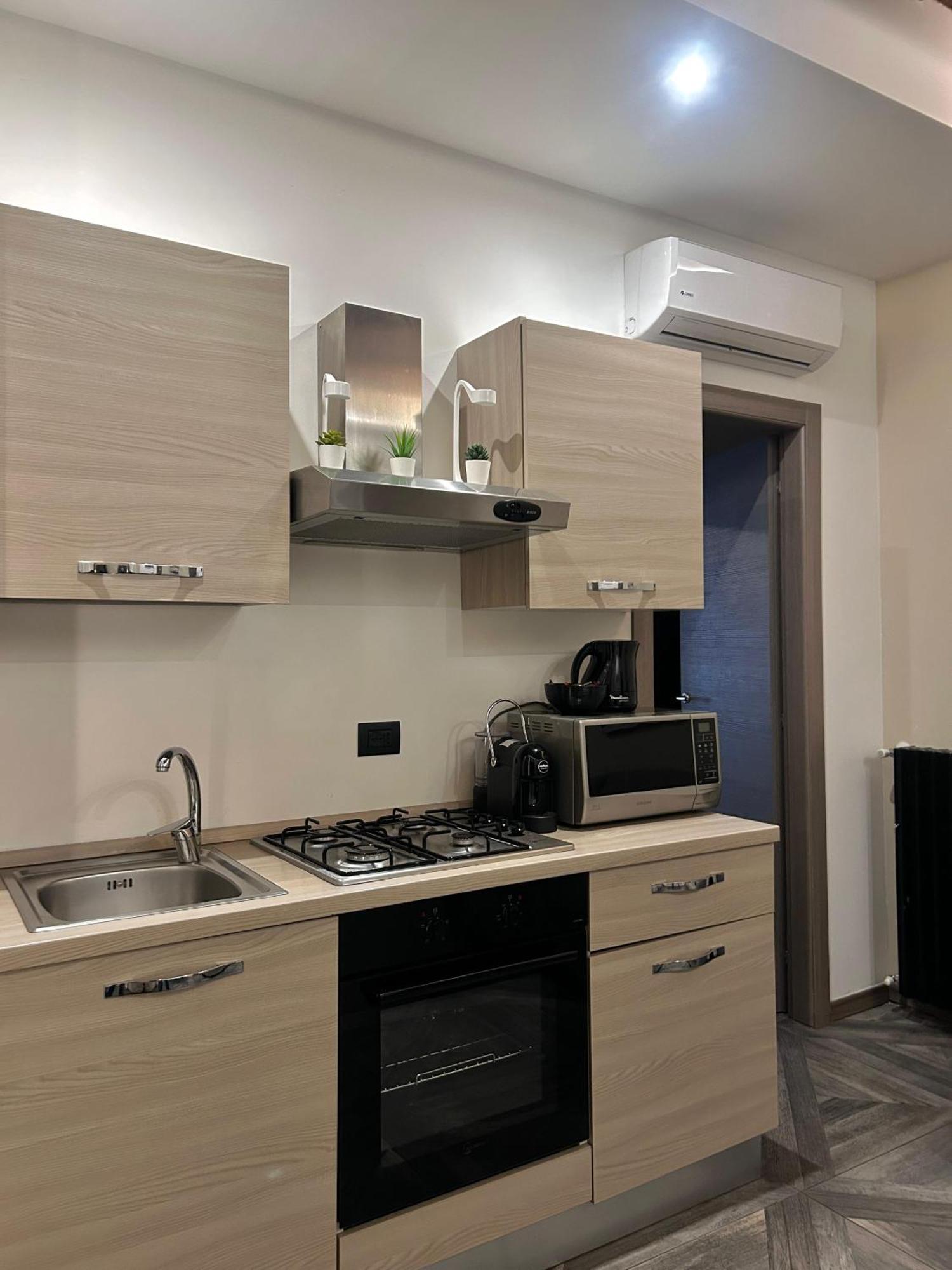 Davinci Apartament Near Duomo มิลาน ภายนอก รูปภาพ