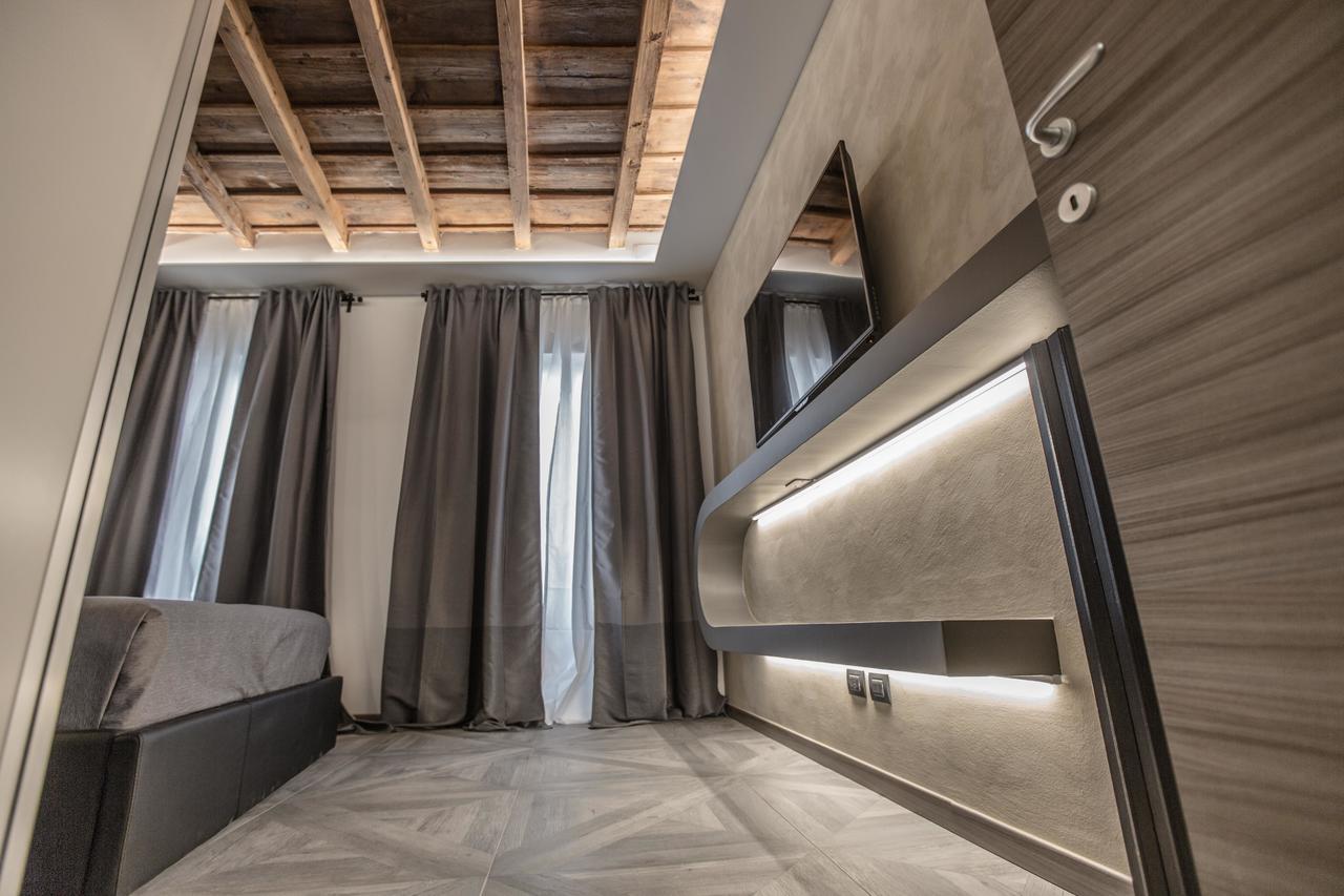 Davinci Apartament Near Duomo มิลาน ภายนอก รูปภาพ